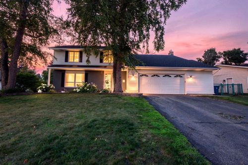 10500 Utah Rd, Bloomington, MN, 55438-2018 | Card Image