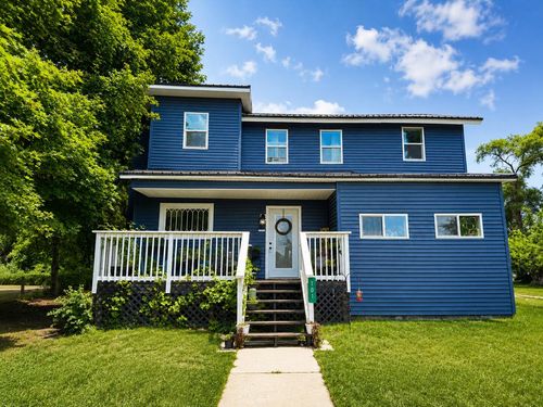101 River Ct, Saint Louis, MI, 48880-1824 | Card Image