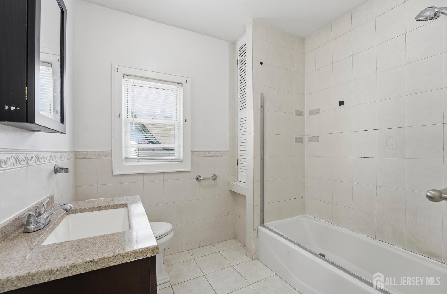 Residential Lease in Middlesex 4