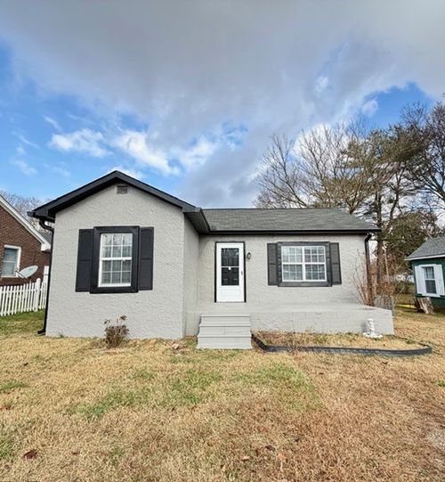 302 Poplar St N, Cowan, TN, 37318-3210 | Card Image