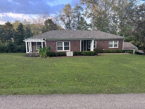 214 Mcwilliams St, Waynesboro, TN, 38485-2333 | Card Image