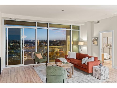 2623-2001 Lincoln St, Denver, CO, 80202-3874 | Card Image