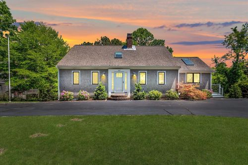 507 S Orleans Rd, Orleans, MA, 02653-4833 | Card Image