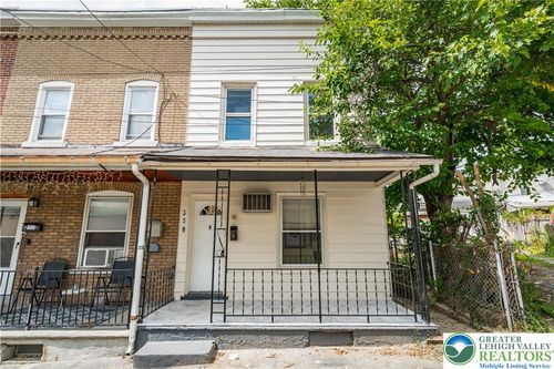 339 E Howe St, Allentown, PA, 18109-2537 | Card Image