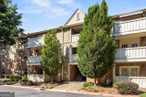 20q-6900 Roswell Road, Atlanta, GA, 30328 | Card Image