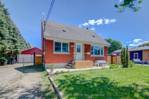 17 Daniel Avenue, Kitchener, ON, N2K1E8 | Card Image
