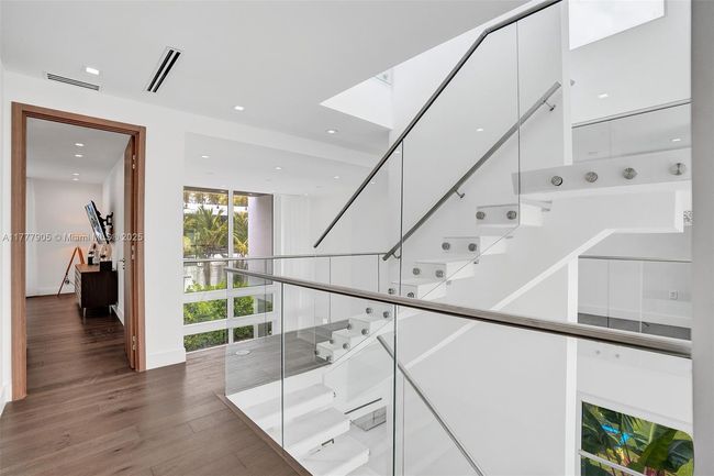 201 Buttonwood Dr, House other with 5 bedrooms, 7 bathrooms and null parking in Key Biscayne FL | Image 52