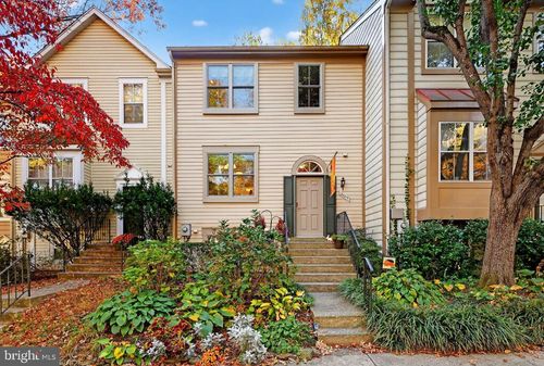 20217 Waterside Dr, GERMANTOWN, MD, 20874-3739 | Card Image