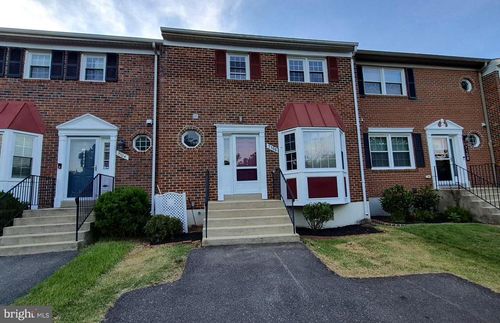 7106 Snug Harbor Ct, ALEXANDRIA, VA, 22315-4238 | Card Image