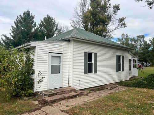 3036 148th Ave, Sherrard, IL, 61281-8523 | Card Image