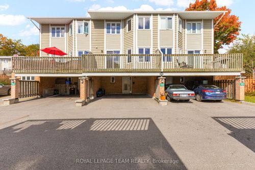 1149 Chimney Hill Way, Beacon Hill North - South and Area, ON, K1J8Z9 | Card Image