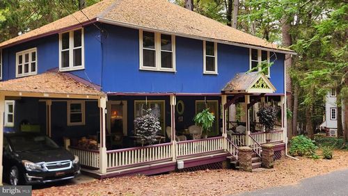 506 3rd St, MOUNT GRETNA, PA, 17064-6064 | Card Image