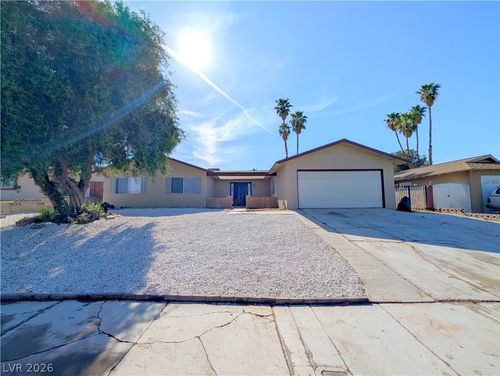 3667 Descanso St, Las Vegas, NV, 89121-3554 | Card Image