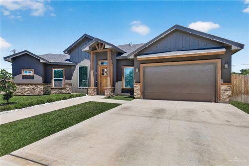 2914 N 44th Ln, McAllen, TX, 78501-3633 | Card Image