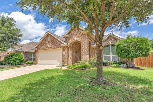8317 Bonanza St, Aubrey, TX, 76227-2366 | Card Image