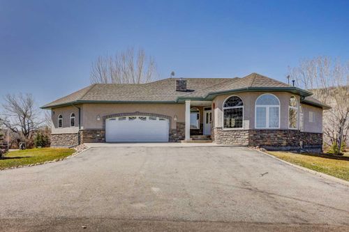 293038 Range Road 211, Rural Kneehill County, AB, T0J0Y0 | Card Image