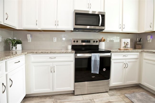 Kitchen | Image 6