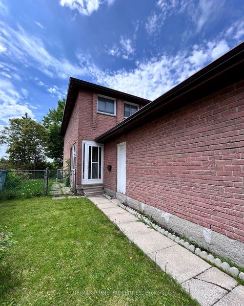 54 Tiffany Cres, Markham, ON, L3R3V1 | Card Image