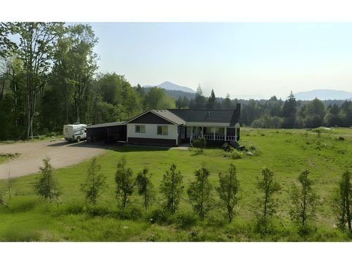 9386 Clay St, Mission, BC, V4S1G2 | Card Image