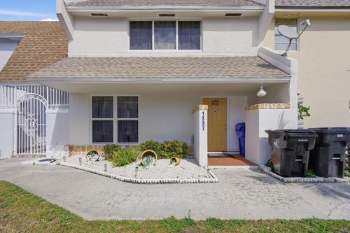 1337-1337 Seaview, North Lauderdale, FL, 33068-3909 | Card Image