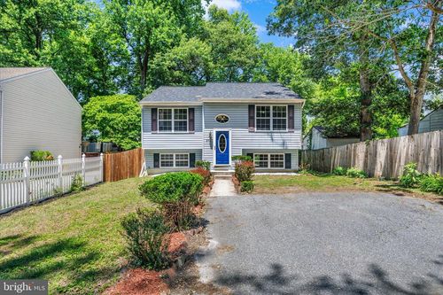 674 207th St, PASADENA, MD, 21122-1422 | Card Image
