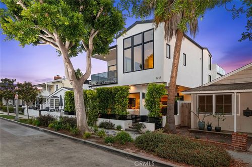1717 E Ocean Blvd, Newport Beach, CA, 92661 | Card Image