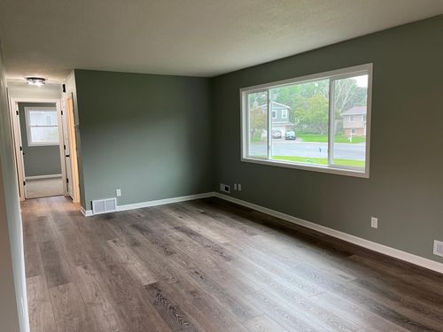 1401 76th Ave Ne, Fridley, MN, 55432-3615 | Card Image