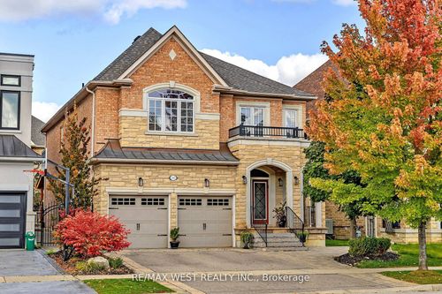 242 Marc Santi Blvd, Maple, ON, L6A0K8 | Card Image