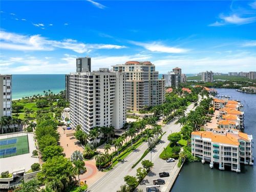 1605-4451 Gulf Shore Blvd N, NAPLES, FL, 34103-2643 | Card Image