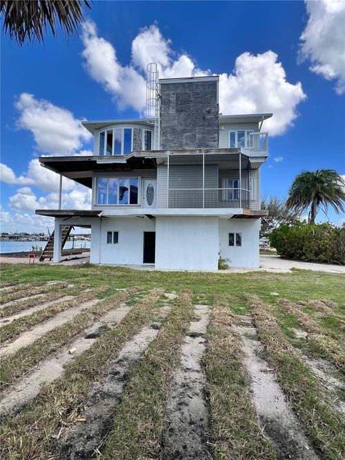 1922 Mississippi Ave, ENGLEWOOD, FL, 34224-5527 | Card Image