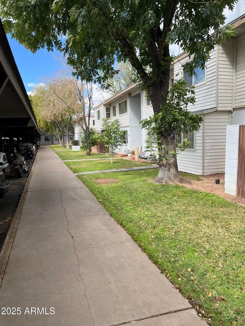 e111-2530 W Berridge Ln, Phoenix, AZ, 85017-2238 | Card Image