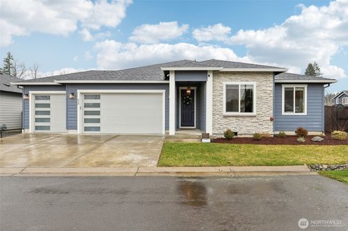 604 Nw 25th Way, Battle Ground, WA, 98604-4079 | Card Image