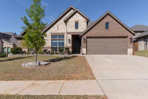 145 Mockingbird Hill Dr, Joshua, TX, 76058-3279 | Card Image