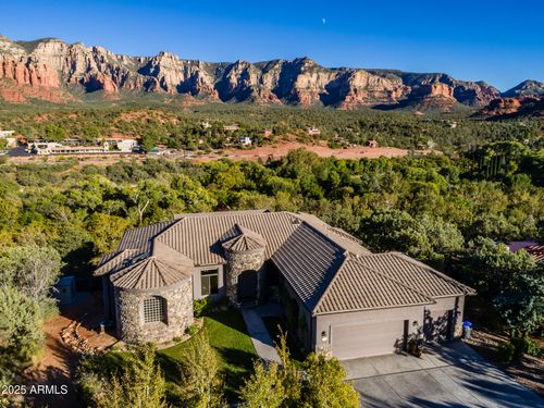 110 Sugar Loaf Dr, Sedona, AZ, 86336-6241 | Card Image