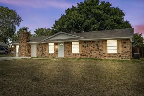 810 S Western Hills Dr, Howe, TX, 75459-2856 | Card Image