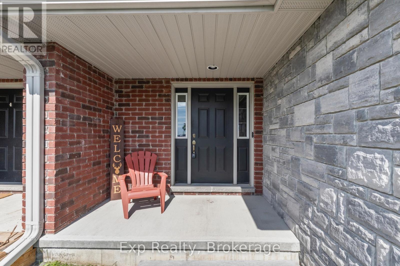 Residential in Quinte West (Murray Ward) 5