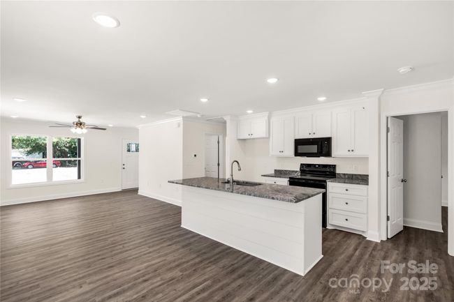 812 Generation Ln, House other with 3 bedrooms, 2 bathrooms and null parking in Clover SC | Image 5