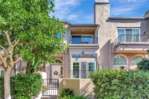 19305 Champion Ln, Huntington Beach, CA, 92648 | Card Image