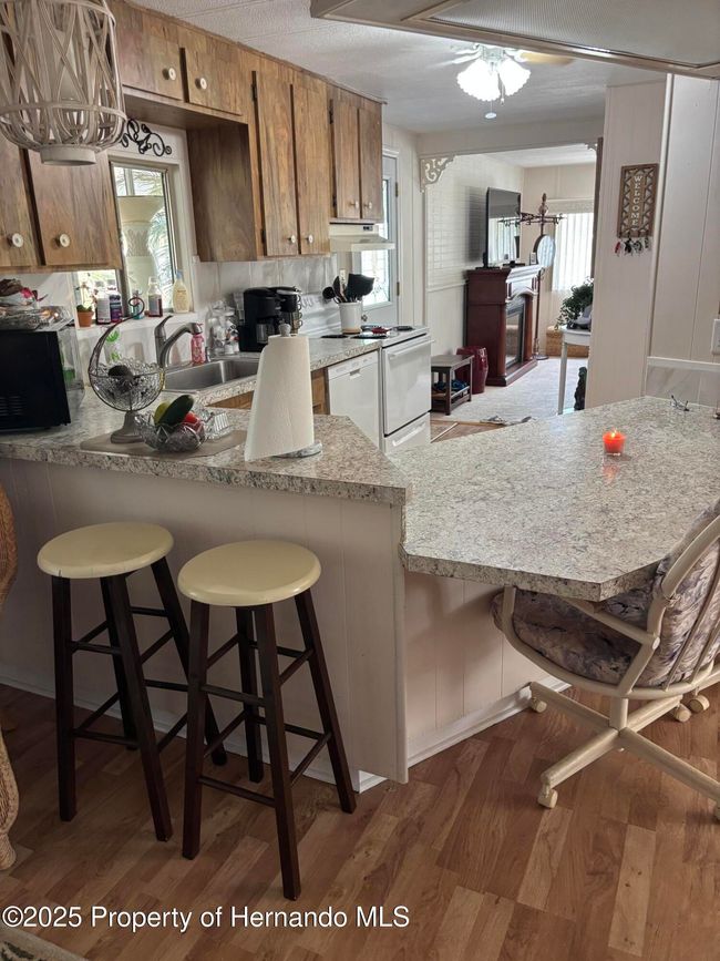 14334 Midfield St, House other with 3 bedrooms, 2 bathrooms and null parking in BROOKSVILLE FL | Image 12