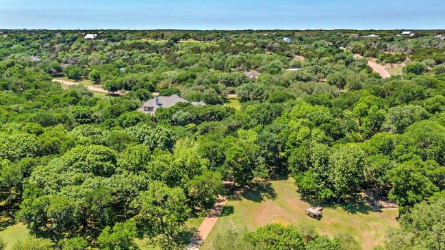 565 Lost Hunters Cyn, House other with 5 bedrooms, 5 bathrooms and 3 parking in China Spring TX | Image 98