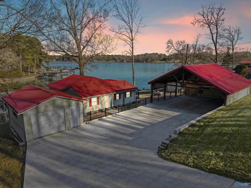 500 Elk River Shores Dr, Rogersville, AL, 35652-5540 | Card Image