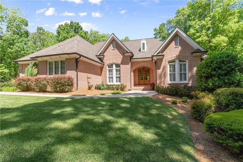 3560 Greystone Rd, Gainesville, GA, 30506-1532 | Card Image