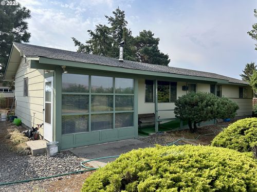 506 F St, Dallesport, WA, 98617-0683 | Card Image