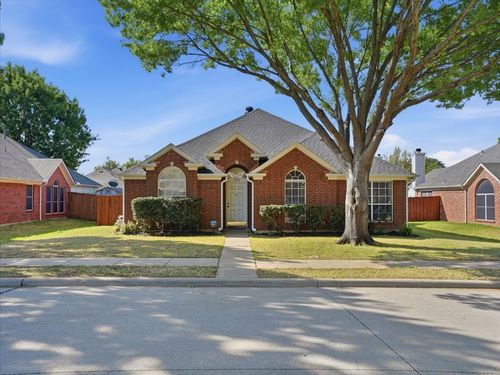 1316 Pelham Ln, Lewisville, TX, 75077-3726 | Card Image