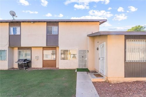 b-233 N 18th St, Las Vegas, NV, 89101-4426 | Card Image