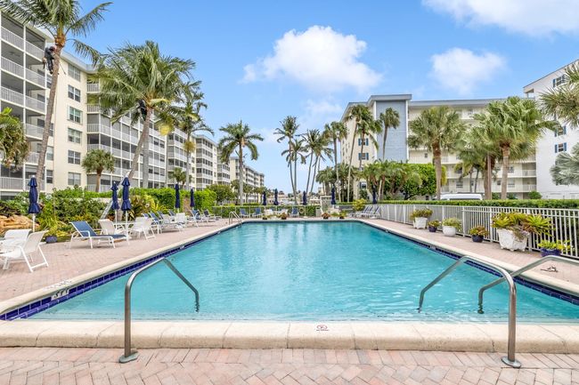 APT-1501 - 1 Harbourside Dr, Condo with 3 bedrooms, 2 bathrooms and null parking in Delray Beach FL | Image 25