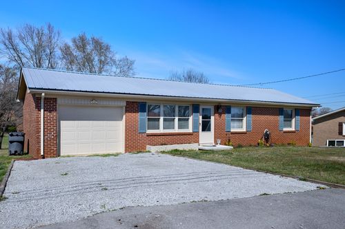 218 Cherry Ln, McMinnville, TN, 37110-1108 | Card Image