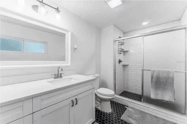 9819 Allen Rd, House other with 3 bedrooms, 2 bathrooms and null parking in Lithia FL | Image 17