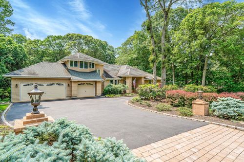 6 Ring Neck Ct, Wading River, NY, 11792-9371 | Card Image