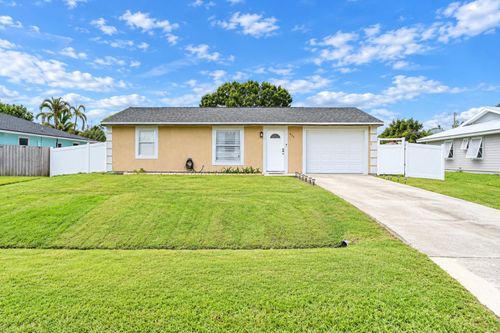 420 Sw Parish Ter, Port Saint Lucie, FL, 34984-3534 | Card Image